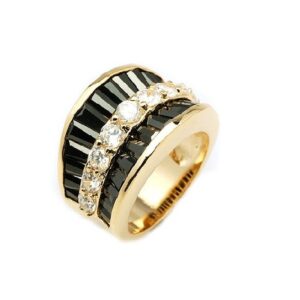 Bague plaqué or sertie d'un pavé de brillants