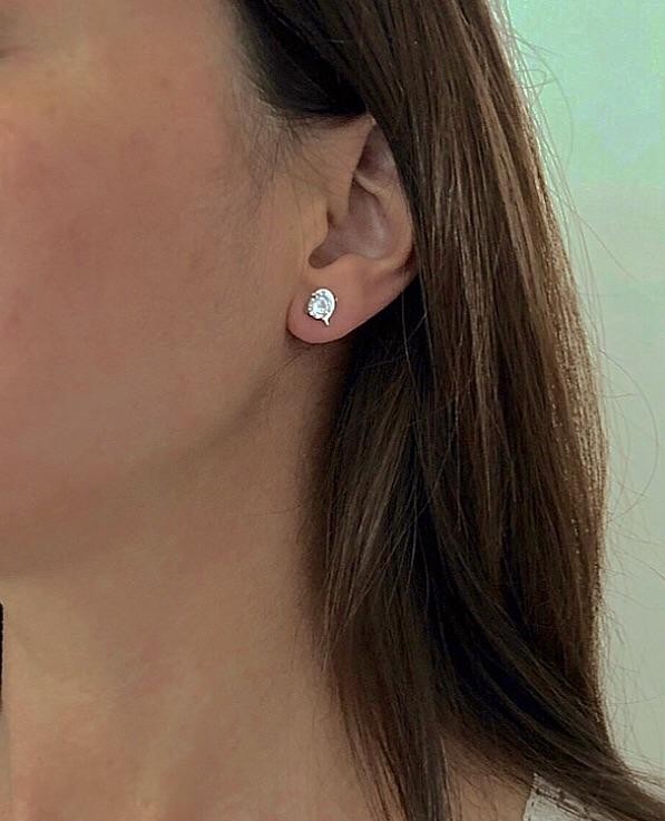 Clou d'oreille femme Castille